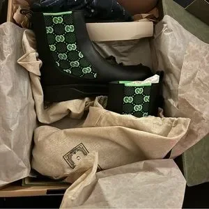 Gucci | Shoes | Gucci Black And Lime Green Logo Chelsea  display picture 1